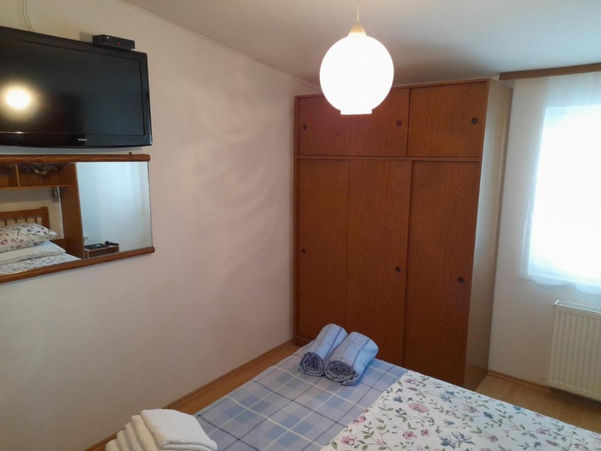 Oaza Apartment Razanac Exterior photo